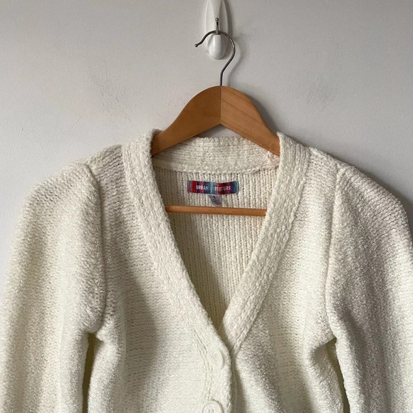 Urban Outfitters UO Soft Chenille Cropped Button Front Cardigan White Size Small - Picture 5 of 9